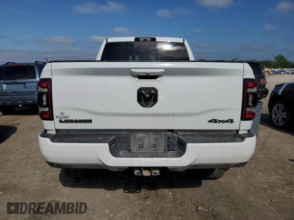 2024 Ram 2500 Laramie z VIN 3C6UR5FLXRG202740, wystawiony jako Copart lot #54479755 z przebiegiem 53 723 mil mil oraz Szkoda całkowita • Salvage title. Historia ofert i sprzedaży dostępna na DreamBid. Obrazek 6.