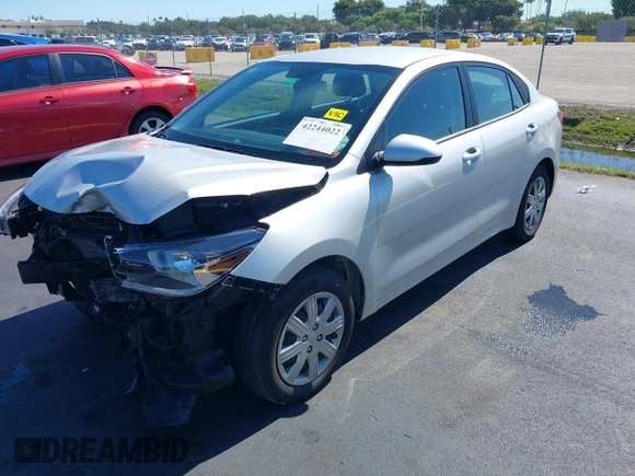 2023 Kia Rio S z VIN 3KPA24AD4PE592446, wystawiony jako IAAI lot #42244022 z przebiegiem 13 759 mil mil oraz . Historia ofert i sprzedaży dostępna na DreamBid. Obrazek 18.