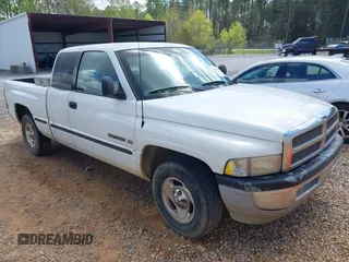 1998 Dodge 1500 with VIN 3B7HC13Y3WG180371, listed as a IAAI auction lot 41832046 with 245,121 mi miles and . Bid and sale history available at DreamBid. Image 1.