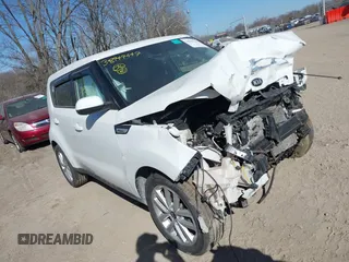 2018 Kia Soul + with VIN KNDJP3A53J7901187, listed as a IAAI auction lot 38949447 with 115,761 mi miles. Bid and sale history available at carsss.com. Image 1.