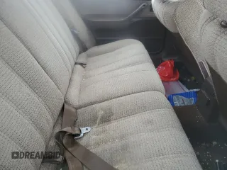 1989 Toyota Camry z VIN JT2SV21W5K0240987, wystawiony jako Copart lot #42248385 z przebiegiem 246 651 mil mil oraz Czysty tytuł • Clean title. Historia ofert i sprzedaży dostępna na DreamBid. Obrazek 11.