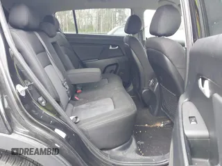 2015 Kia Sportage LX with VIN KNDPBCAC7F7701413, listed as a IAAI auction lot 41993979 with 111,912 mi miles and . Bid and sale history available at carsss.com. Image 8.