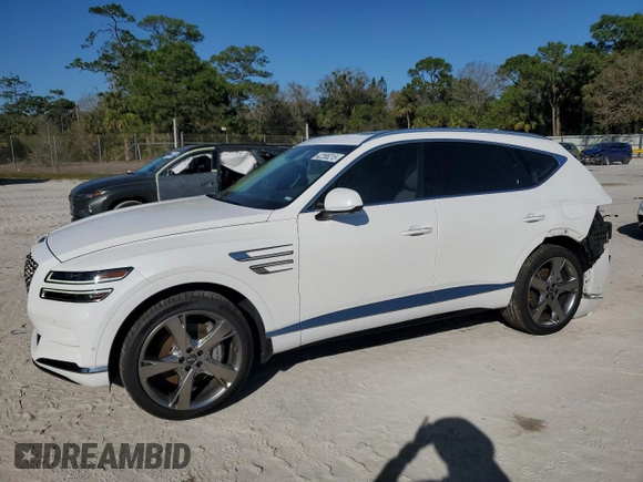 2022 Genesis GV80 z VIN KMUHCESC6NU084580, wystawiony jako Copart lot #42295215 z przebiegiem 45 768 mil mil oraz Szkoda całkowita • Salvage title. Historia ofert i sprzedaży dostępna na DreamBid. Obrazek 1.