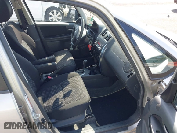 2009 Suzuki SX4 Man FWD with VIN JS2YA413396201567, listed as a IAAI auction lot 41567377 with 110,894 mi miles. Bid and sale history available at carsss.com. Image 5.