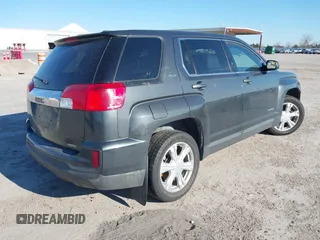 2017 GMC Terrain SLE with VIN 2GKFLSEK9H6241506, listed as a IAAI auction lot 41371435 with 104,677 mi miles and . Bid and sale history available at carsss.com. Image 4.