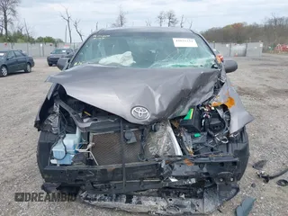 2015 Toyota Sienna LE AAS with VIN 5TDKK3DC8FS655960, listed as a IAAI auction lot 42031334 with 132,102 mi miles. Bid and sale history available at carsss.com. Image 12.