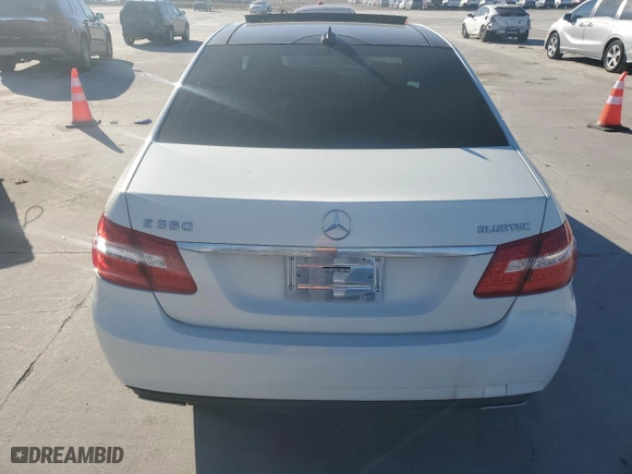 2011 Mercedes-Benz E-Class E 350 Luxury BlueTEC with VIN WDDHF2EB2BA492573, listed as a Copart auction lot 85989964 with 143,019 mi miles and Clean Title. Bid and sale history available at carsss.com. Image 6.