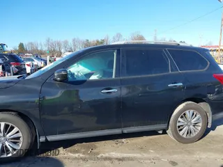 2020 Nissan Pathfinder S with VIN 5N1DR2AN0LC647977, listed as a IAAI auction lot 41442581 with 27,202 mi miles. Bid and sale history available at carsss.com. Image 14.