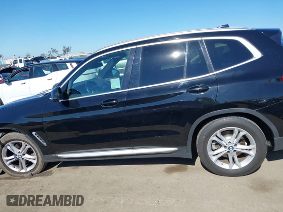 2019 BMW X3 sDrive30i z VIN 5UXTR7C57KLE98946, wystawiony jako IAAI lot #42224135 z przebiegiem 53 764 mil mil oraz . Historia ofert i sprzedaży dostępna na DreamBid. Obrazek 14.