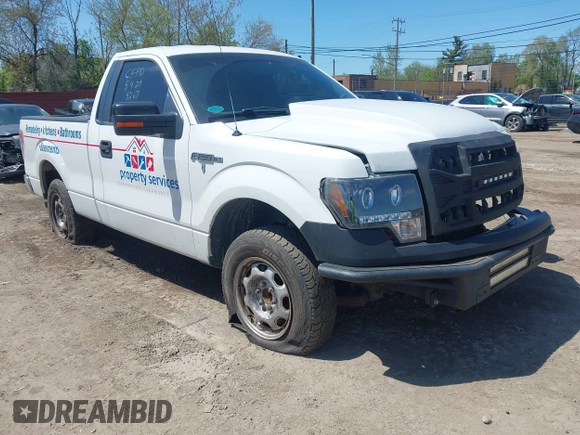 2013 Ford F-150 XL z VIN 1FTMF1CF7DFB08267, wystawiony jako IAAI lot #42229975 z przebiegiem 111 300 mil mil oraz . Historia ofert i sprzedaży dostępna na DreamBid. Obrazek 1.