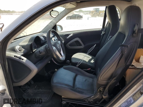2013 Smart fortwo Pure with VIN WMEEJ3BA9DK627656, listed as a Copart auction lot 52109195 with 118,181 mi miles and Clean title. Bid and sale history available at DreamBid. Image 7.