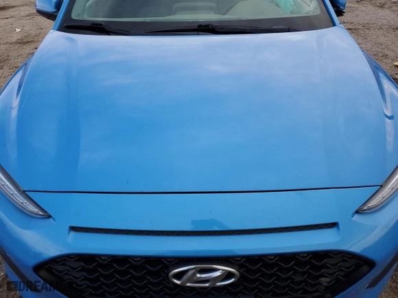 2019 Hyundai Kona SE with VIN KM8K12AAXKU252516, listed as a Copart auction lot 77579074 with 59,256 mi miles and Salvage Title. Bid and sale history available at carsss.com. Image 12.
