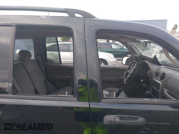 2004 Jeep Liberty Limited with VIN 1J4GL58K94W318379, listed as a IAAI auction lot 41802645 with 275,834 mi miles. Bid and sale history available at carsss.com. Image 19.