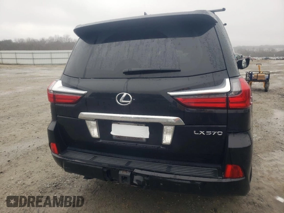 2017 Lexus LX 570 z VIN JTJHY7AX3H4235073, wystawiony jako Copart lot #39376813 z przebiegiem Nie podano mil oraz . Historia ofert i sprzedaży dostępna na DreamBid. Obrazek 6.