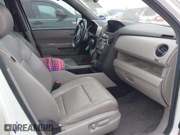 2013 Honda Pilot EX-L with VIN 5FNYF3H76DB003867, listed as a IAAI auction lot 42419043 with 175,632 mi miles and . Bid and sale history available at DreamBid. Image 5.