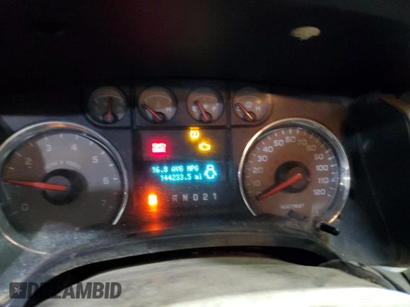 2010 Ford F-150 XL with VIN 1FTMF1EW5AKE43527, listed as a Copart auction lot 82496144 with 144,233 mi miles and Clean Title. Bid and sale history available at DreamBid. Image 9.