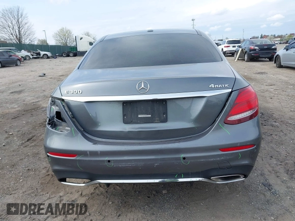 2017 Mercedes-Benz E-Class E 300 Luxury with VIN WDDZF4KB2HA072437, listed as a IAAI auction lot 42008813 with 102,389 mi miles. Bid and sale history available at carsss.com. Image 15.