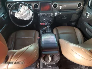 2020 Jeep Gladiator Rubicon z VIN 1C6JJTBG5LL101185, wystawiony jako Copart lot #83012014 z przebiegiem Nie podano mil oraz Nie do naprawy • Non repairable. Historia ofert i sprzedaży dostępna na DreamBid. Obrazek 8.