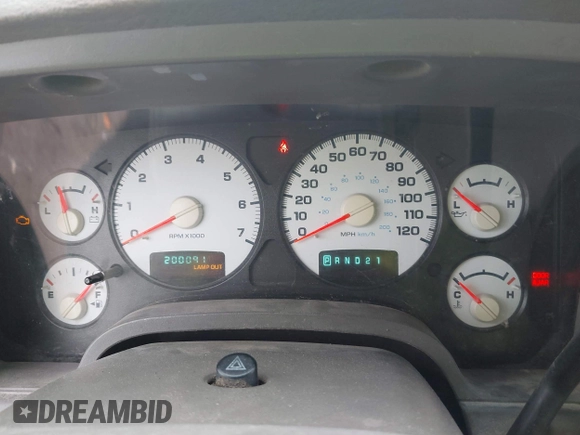 2003 Dodge 1500 SLT z VIN 1D7HU18N93J621948, wystawiony jako IAAI lot #41448520 z przebiegiem 200 091 mil mil oraz . Historia ofert i sprzedaży dostępna na DreamBid. Obrazek 7.