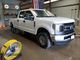 2019 Ford F-250 XL with VIN 1FT7W2B61KEC61976, listed as a Copart auction lot 61157875 with 162,141 mi miles and Clean title. Bid and sale history available at DreamBid. Image 4.