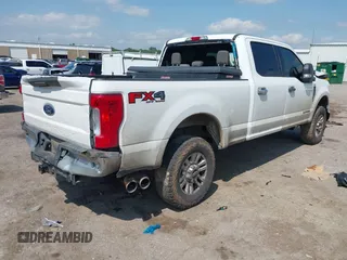 2019 Ford F-250 XL с VIN 1FT7W2BT1KED48010, выставлен на аукционе IAAI как лот 42369876 с пробегом 184 482 миль миль и . История ставок и продаж доступна на DreamBid. Изображение 4.