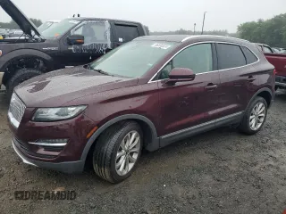 2019 Lincoln MKC Select with VIN 5LMCJ2D94KUL51819, listed as a Copart auction lot 66300324 with 69,619 mi miles and Salvage Title. Bid and sale history available at carsss.com. Image 1.