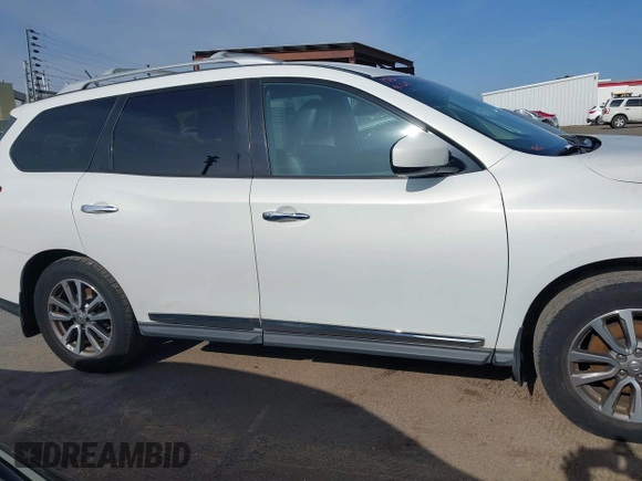 2014 Nissan Pathfinder SV with VIN 5N1AR2MM7EC706483, listed as a IAAI auction lot 42164389 with 192,754 mi miles. Bid and sale history available at carsss.com. Image 13.