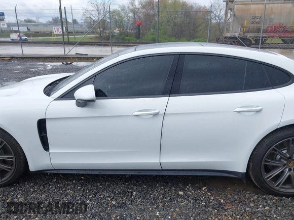 2019 Porsche Panamera с VIN WP0AA2A72KL102345, выставлен на аукционе IAAI как лот 42011097 с пробегом 55 712 миль миль и . История ставок и продаж доступна на DreamBid. Изображение 15.