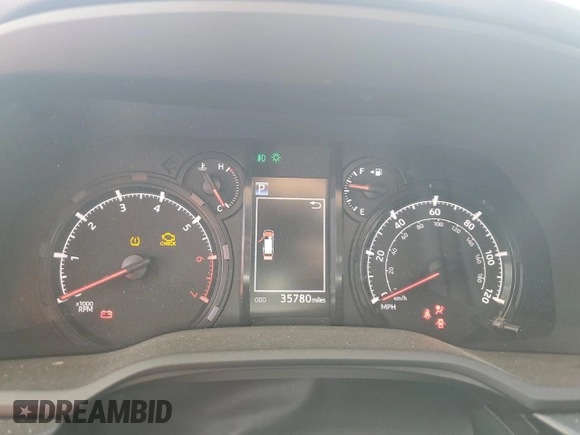 2022 Toyota 4Runner SR5 with VIN JTEMU5JR0N6009135, listed as a Copart auction lot 53543675 with 35,780 mi miles and Salvage title. Bid and sale history available at DreamBid. Image 9.