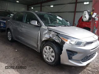 2021 Kia Rio LX with VIN 3KPA24AD1ME391454, listed as a IAAI auction lot 41732365 with 69,888 mi miles. Bid and sale history available at carsss.com. Image 6.