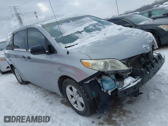 2012 Toyota Sienna with VIN 5TDZK3DC6CS277471, listed as a IAAI auction lot 41326894 with 0 mi miles. Bid and sale history available at carsss.com. Image 1.