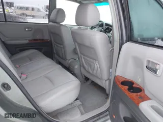 2007 Toyota Highlander w/3rd Row with VIN JTEEP21AX70212026, listed as a IAAI auction lot 41246120 with 196,319 mi miles. Bid and sale history available at carsss.com. Image 8.