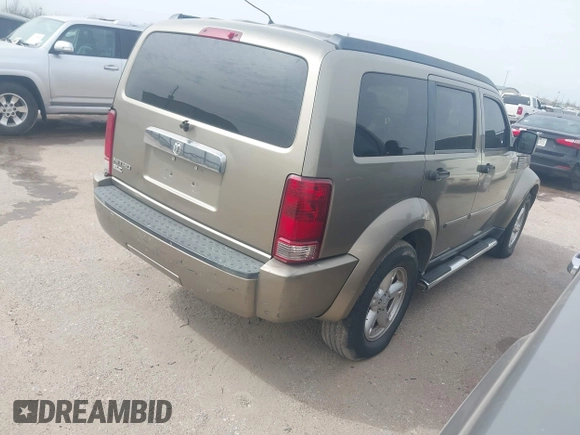 2007 Dodge Nitro SLT with VIN 1D8GT58K87W545963, listed as a IAAI auction lot 41703284 with Not Provided miles. Bid and sale history available at carsss.com. Image 4.