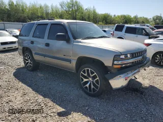 2003 Chevrolet Tahoe LS with VIN 1GNEK13Z63R142330, listed as a Copart auction lot 52869515 with 276,449 mi miles and Salvage Title. Bid and sale history available at carsss.com. Image 4.