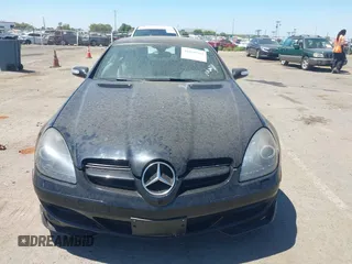 2006 Mercedes-Benz SLK 280 with VIN WDBWK54F86F102148, listed as a IAAI auction lot 42860504 with 128,388 mi miles and . Bid and sale history available at DreamBid. Image 6.