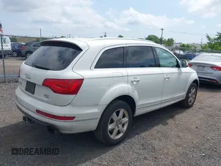 2015 Audi Q7 Premium Plus with VIN WA1LGBFE1FD004786, listed as a IAAI auction lot 42726311 with 245,611 mi miles and . Bid and sale history available at DreamBid. Image 4.
