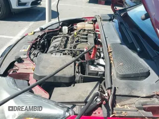 2014 Ford Focus Titanium z VIN 1FADP3N24EL158443, wystawiony jako IAAI lot #42801477 z przebiegiem 116 859 mil mil oraz . Historia ofert i sprzedaży dostępna na DreamBid. Obrazek 12.