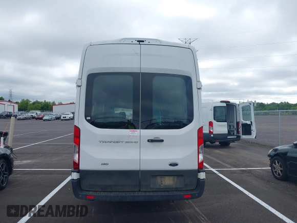 2022 Ford Transit Cargo с VIN 1FTBF4U85NKA85007, выставлен на аукционе IAAI как лот 42491754 с пробегом 25 038 миль миль и . История ставок и продаж доступна на DreamBid. Изображение 16.