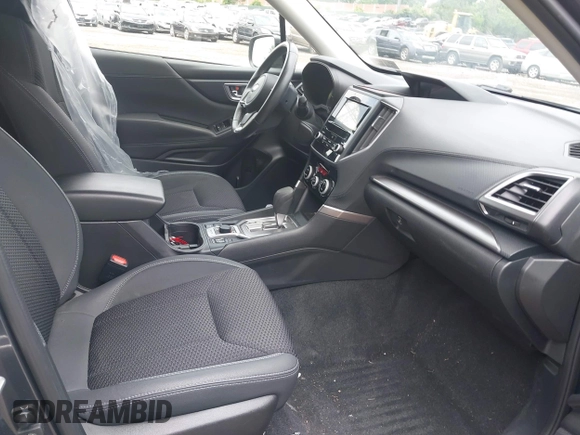 2021 Subaru Forester Premium with VIN JF2SKAJC2MH456818, listed as a IAAI auction lot 42533483 with 28,964 mi miles and . Bid and sale history available at DreamBid. Image 5.