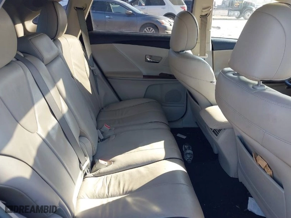 2011 Toyota Venza with VIN 4T3ZK3BB0BU043723, listed as a IAAI auction lot 41626888 with 186,974 mi miles. Bid and sale history available at carsss.com. Image 8.
