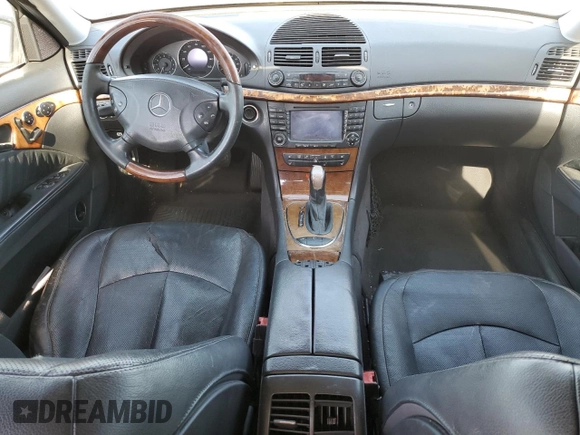 2004 Mercedes-Benz E 500 z VIN WDBUF70J54A559284, wystawiony jako Copart lot #51897305 z przebiegiem 252 711 mil mil oraz Szkoda całkowita • Salvage title. Historia ofert i sprzedaży dostępna na DreamBid. Obrazek 8.