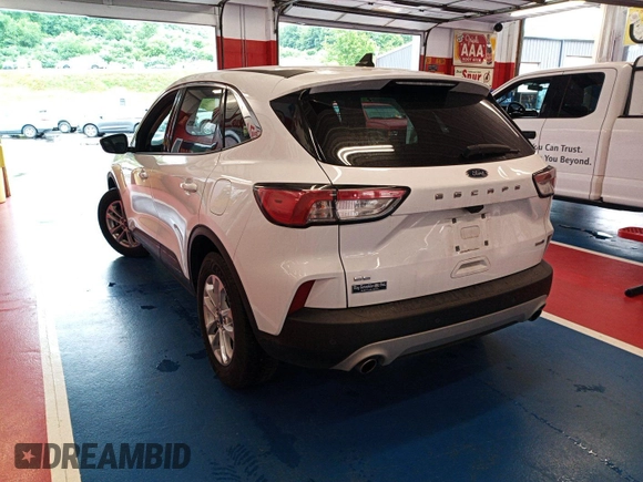 2020 Ford Escape SE with VIN 1FMCU9G68LUB14806, listed as a IAAI auction lot 42679209 with 67,593 mi miles and . Bid and sale history available at DreamBid. Image 29.