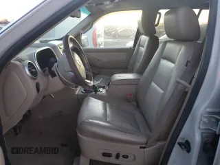 2006 Mercury Mountaineer Premier z VIN 4M2EU48816ZJ02983, wystawiony jako Copart lot #86797284 z przebiegiem 203 723 mil mil oraz Szkoda całkowita • Salvage title. Historia ofert i sprzedaży dostępna na DreamBid. Obrazek 7.