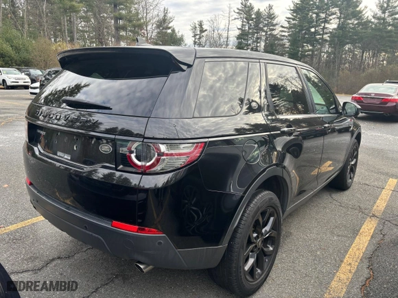 2016 Land Rover Discovery Sport HSE with VIN SALCR2BG1GH569551, listed as a Copart auction lot 84397844 with 105,051 mi miles and Clean Title. Bid and sale history available at carsss.com. Image 4.