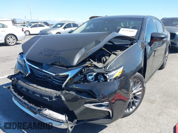 2018 Lexus ES with VIN 58ABK1GG7JU091598, listed as a IAAI auction lot 41712081 with 155,015 mi miles. Bid and sale history available at carsss.com. Image 2.