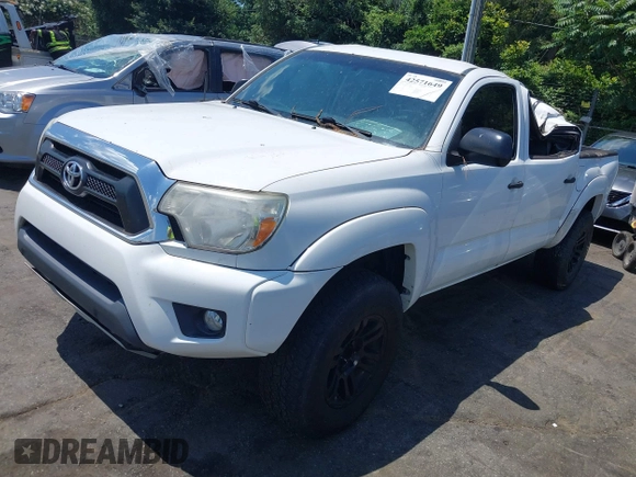 2015 Toyota Tacoma with VIN 3TMLU4EN1FM195626, listed as a IAAI auction lot 42571649 with 135,699 mi miles and . Bid and sale history available at DreamBid. Image 19.
