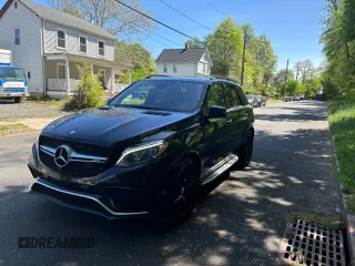 2016 Mercedes-Benz M 63 AMG z VIN 4JGDA7EB2GA639529, wystawiony jako Copart lot #60119835 z przebiegiem 133 491 mil mil oraz Czysty tytuł • Clean title. Historia ofert i sprzedaży dostępna na DreamBid. Obrazek 1.