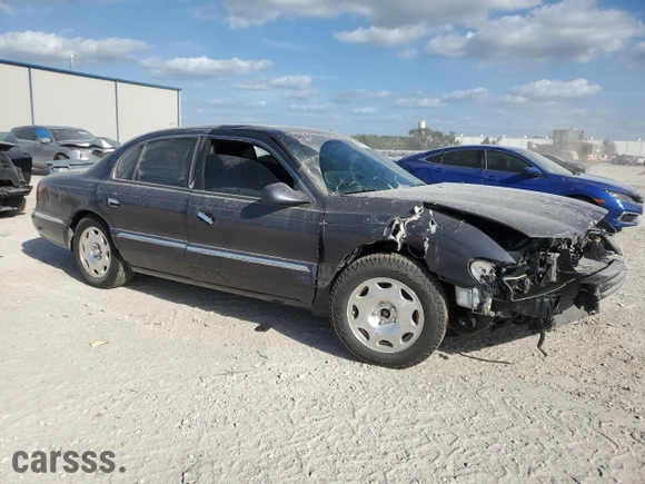 2001 Lincoln Continental with VIN 1LNHM97V21Y680964, listed as a Copart auction lot 80640714 with 0 mi miles and Salvage Title. Bid and sale history available at carsss.com. Image 4.