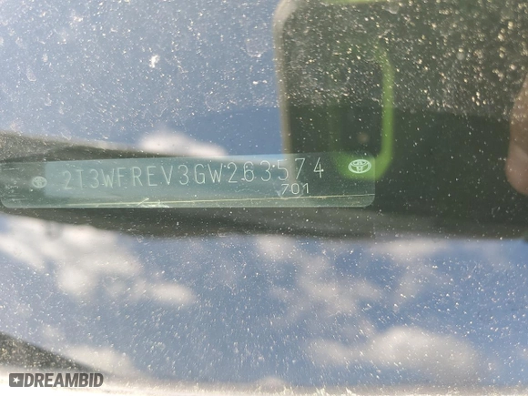2016 Toyota RAV4 XLE with VIN 2T3WFREV3GW263574, listed as a Copart auction lot 48700335 with 61,103 mi miles and Salvage Title. Bid and sale history available at carsss.com. Image 15.