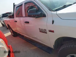 2017 Ram 2500 Tradesman с VIN 3C6TR5HT3HG554310, выставлен на аукционе IAAI как лот 42501591 с пробегом 226 721 миль миль и . История ставок и продаж доступна на DreamBid. Изображение 12.